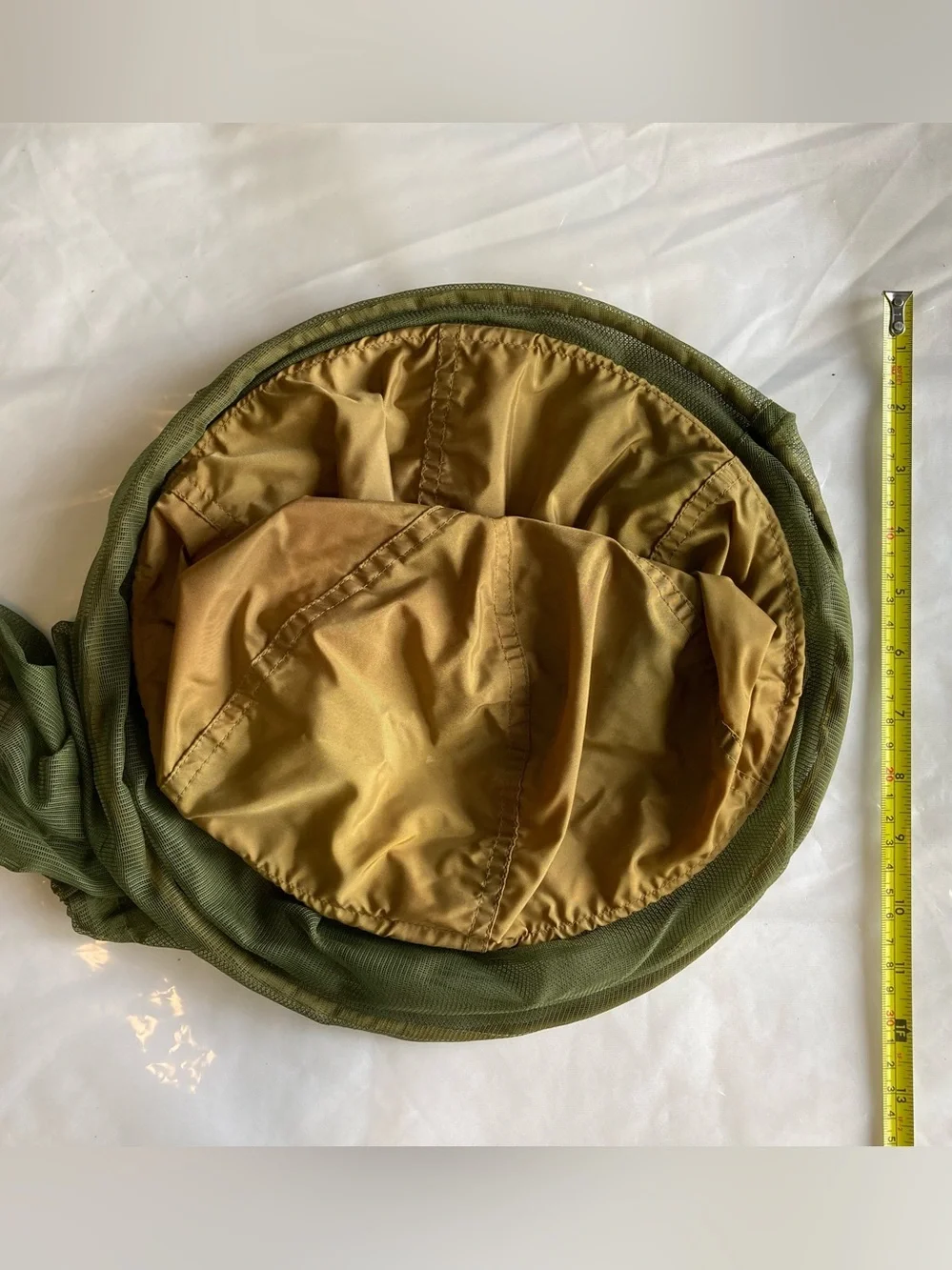 Head insect netting with standoff hoops